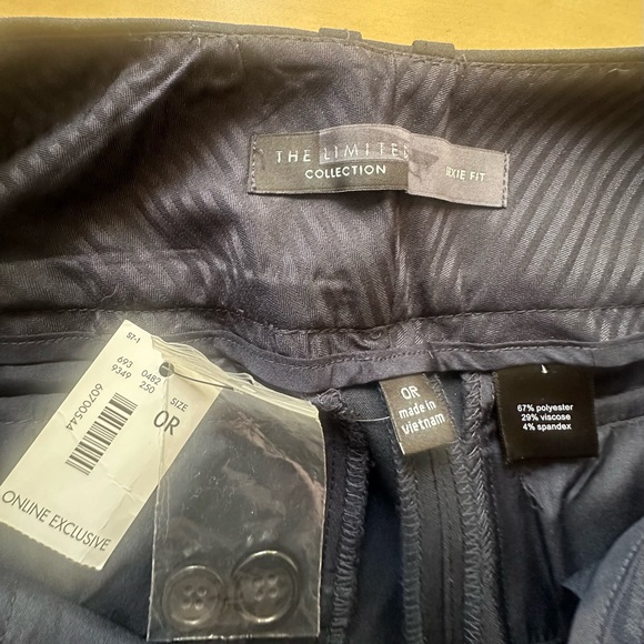 NWT The Limited Collection Brand dress pants. Dark Navy Blue color - Picture 3 of 7